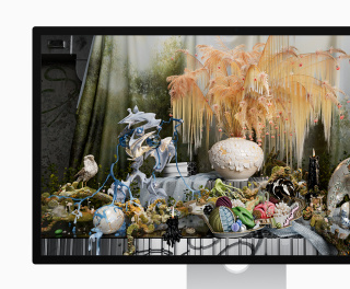 Apple Studio Display - Standard Glass - Tilt-Adjustable Stand